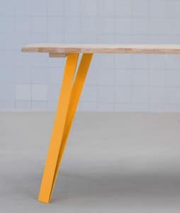 pieds de table metal jaune orange deco industrielle