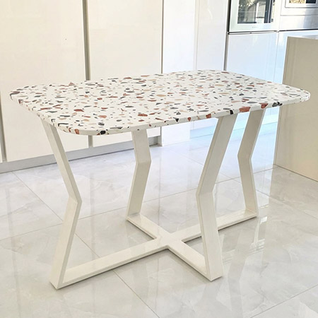 pied-de-table-central